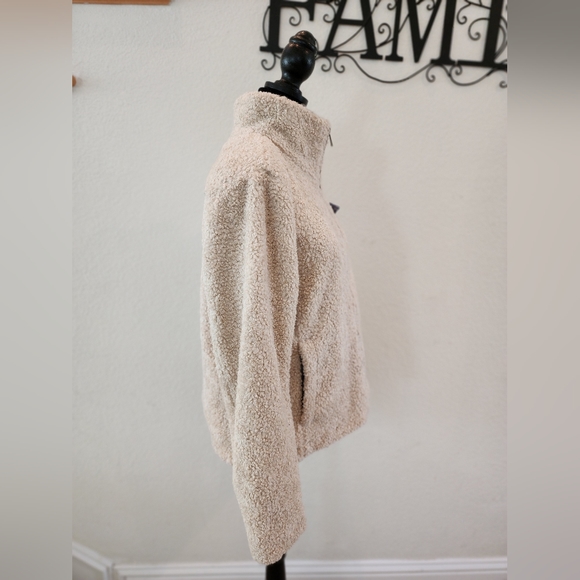 EUC Pendleton Ladies Camel / Creme & Blue Plaid Trim full zip Sweater - Picture 5 of 7